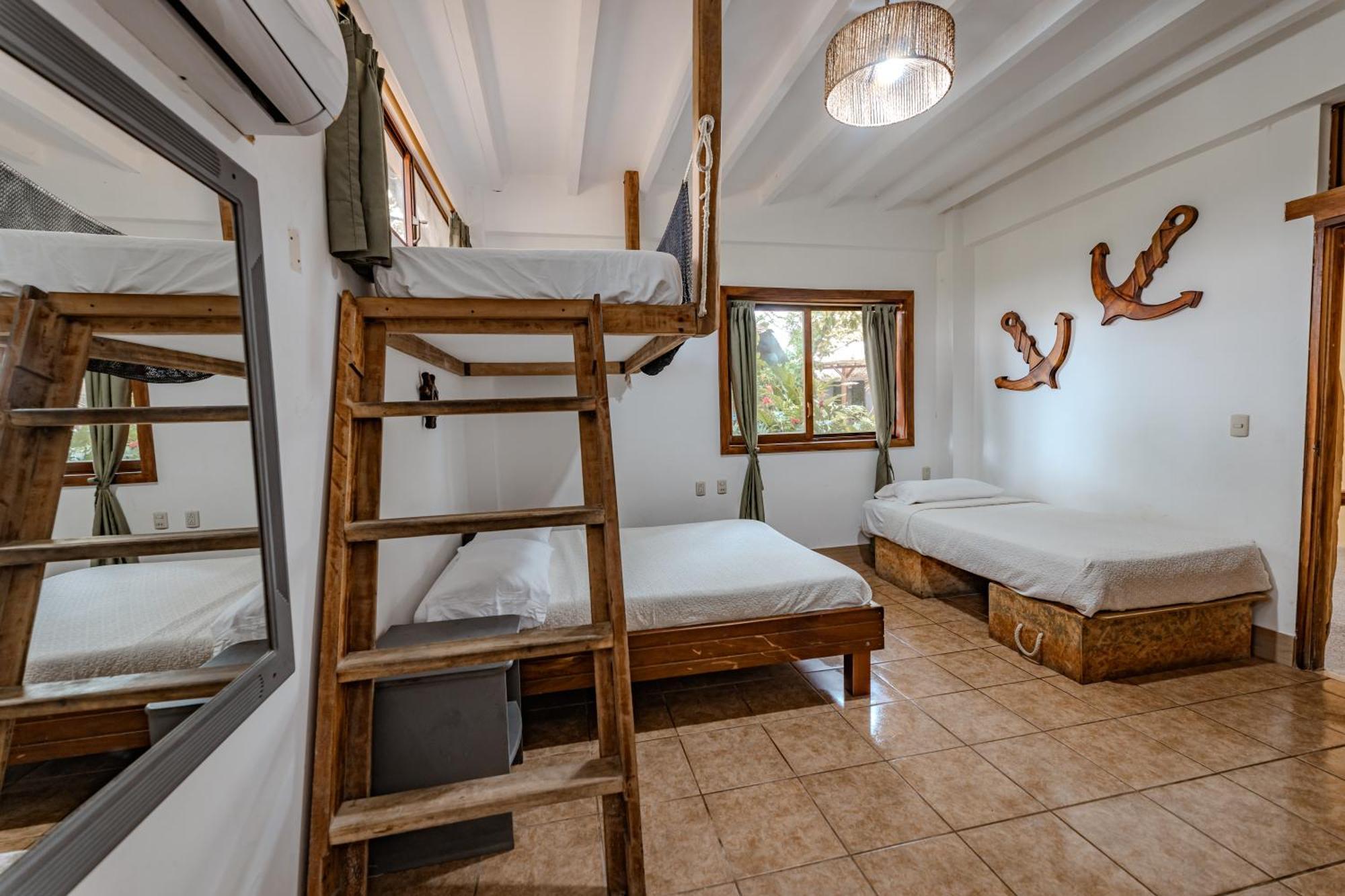 Puerto López Hotel Nantu Hosteria מראה חיצוני תמונה